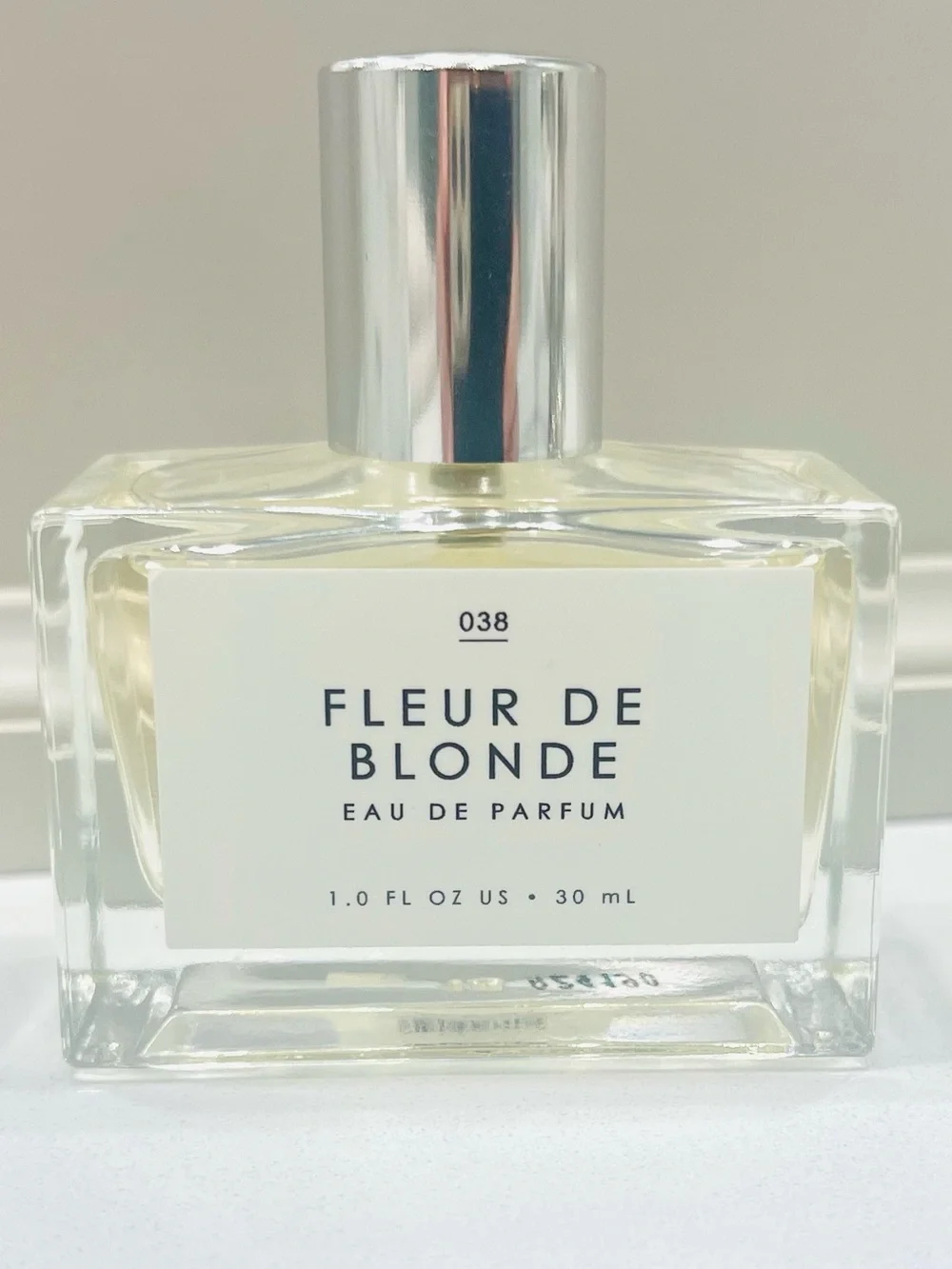 NEW! Fleur De Blonde by Le Monde Gourmand NIB